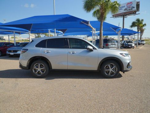 Used 2024 Honda HR-V EX-L image 4