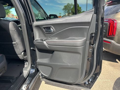 Used 2024 Honda Ridgeline Black Edition image 33