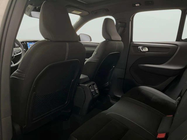 Used 2023 Volvo XC40 Recharge Ultimate AWD/4WD image 64