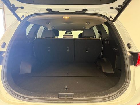 Used 2020 Hyundai Santa Fe SEL w/ Convenience Package image 25