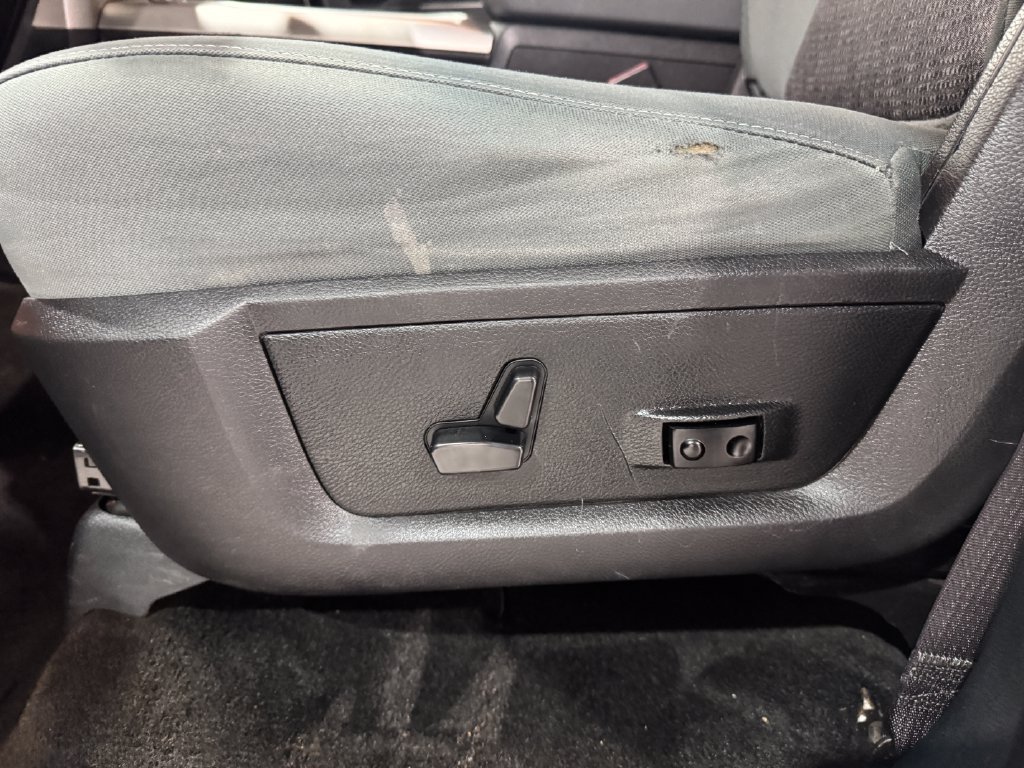Used 2017 RAM 2500 Big Horn AWD/4WD image 19