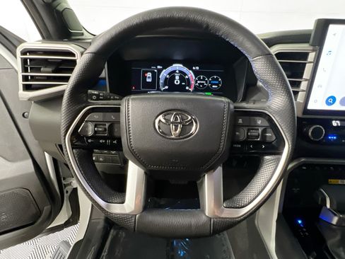 Used 2024 Toyota Tundra Platinum AWD/4WD image 17
