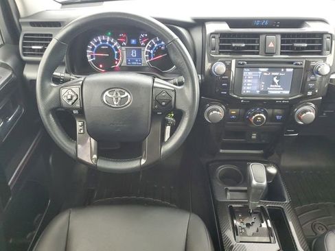 Used 2018 Toyota 4Runner TRD Off-Road Premium image 16