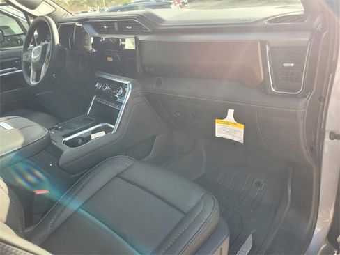 New 2026 GMC Sierra 2500 Denali w/ Denali Reserve Package image 16