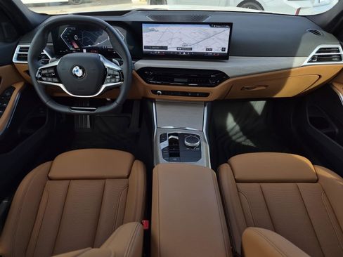 Certified 2025 BMW 330i Sedan w/ Premium Package image 32