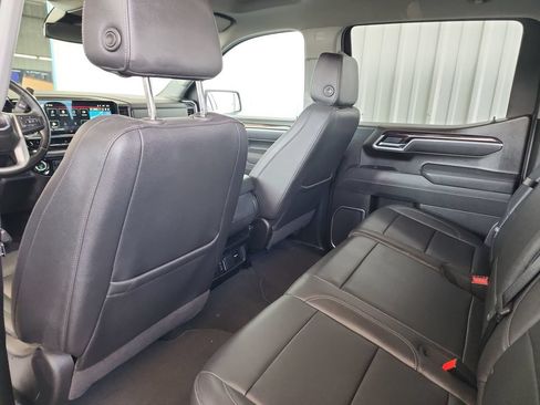Used 2025 GMC Sierra 1500 SLT AWD/4WD image 38