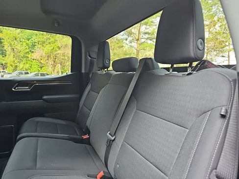 Used 2024 Chevrolet Silverado 1500 LT AWD/4WD image 13