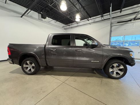 Used 2022 RAM 1500 Laramie AWD/4WD image 2