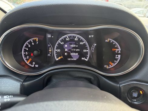 Used 2017 Jeep Grand Cherokee Laredo w/ Quick Order Package 23E image 22