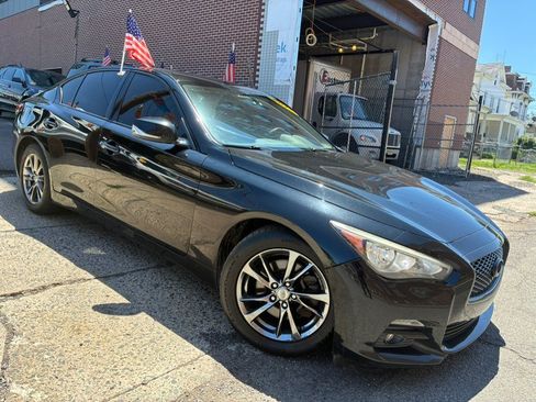 Used 2017 INFINITI Q50 Signature Edition AWD/4WD image 3