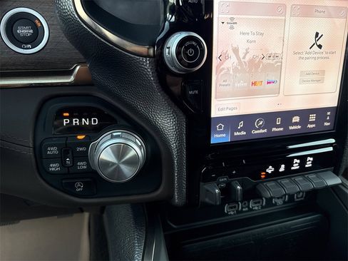 Used 2025 RAM 1500 Limited image 30