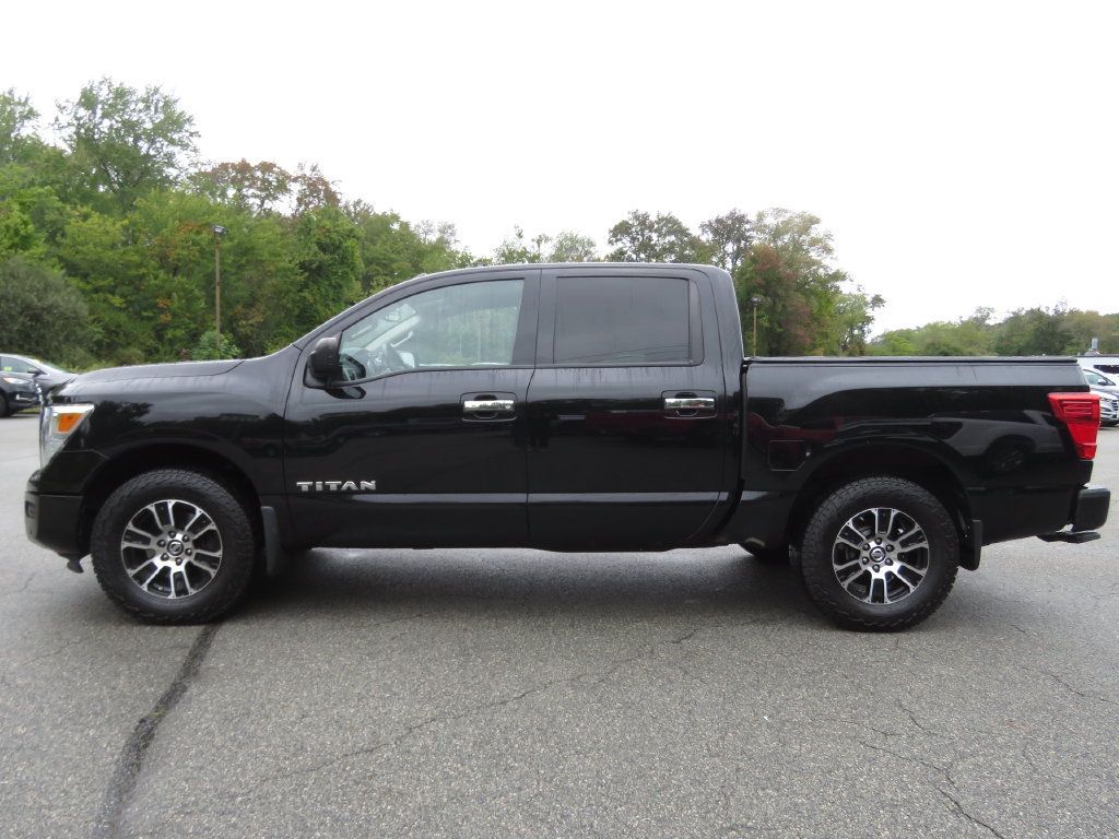 Used 2021 Nissan Titan SV w/ SV Convenience Package AWD/4WD image 8