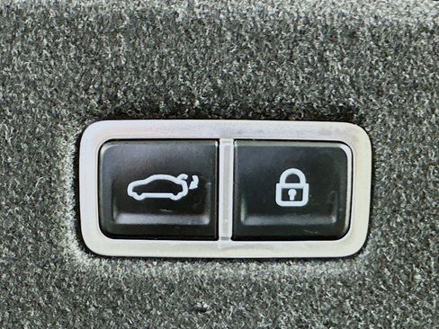 Used 2024 Hyundai Ioniq 6 Limited AWD/4WD image 31
