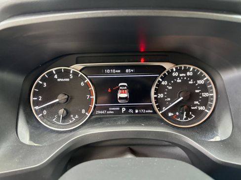 Used 2025 Nissan Rogue SV FWD image 41