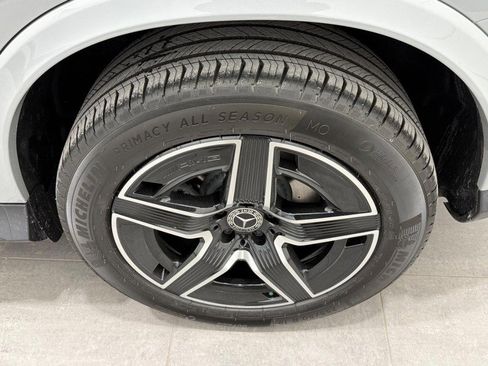Certified 2025 Mercedes-Benz GLC 300 4MATIC image 5