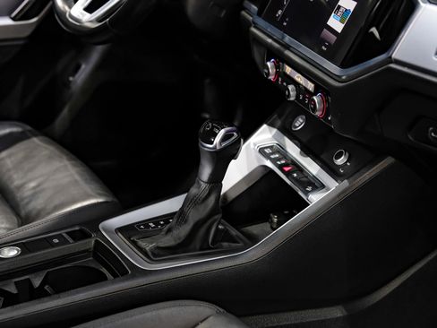 Used 2020 Audi Q3 2.0T Premium w/ Convenience Package image 21