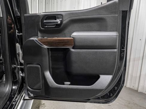 Used 2019 GMC Sierra 1500 SLT image 45