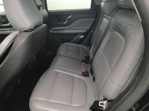 Used 2022 Lincoln Corsair AWD w/ Equipment Group 101A image 18