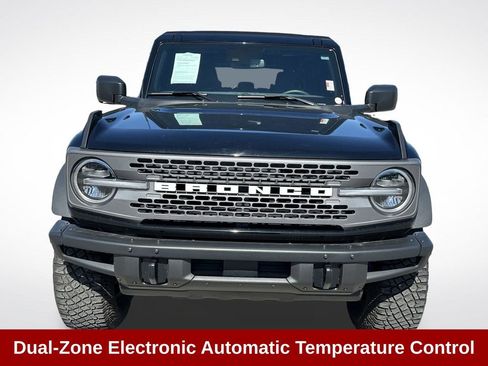 Used 2024 Ford Bronco Badlands w/ Sasquatch Package AWD/4WD image 10