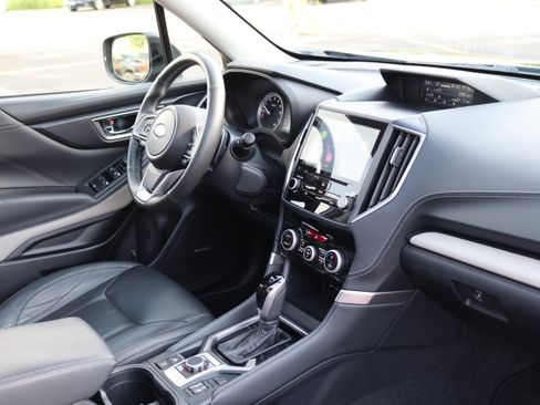 Used 2023 Subaru Forester Limited AWD/4WD image 42