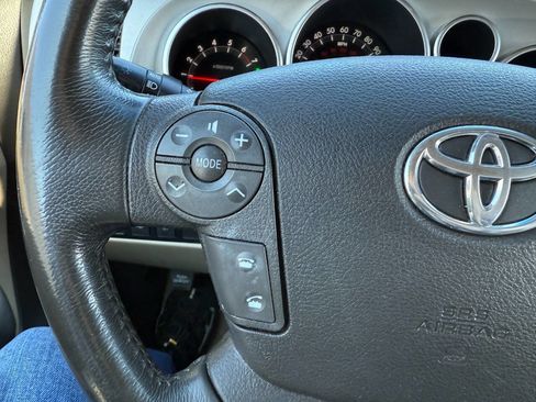 Used 2008 Toyota Sequoia Limited image 34