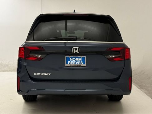 Certified 2026 Honda Odyssey EX-L image 8