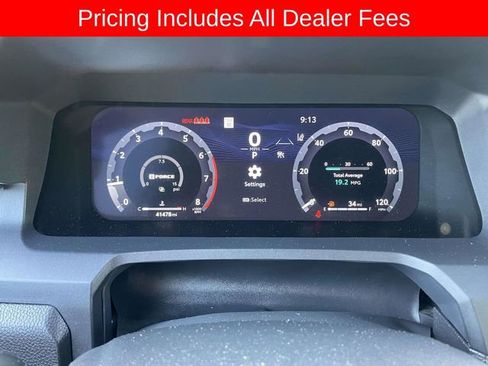 Used 2024 Toyota Tacoma TRD Off-Road AWD/4WD image 22