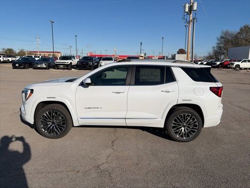 New 2026 GMC Terrain Denali image 3