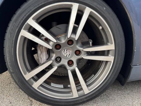Used 2011 Porsche Panamera RWD image 36