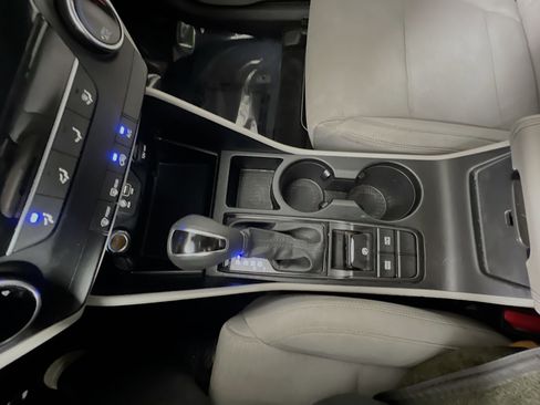 Used 2021 Hyundai Tucson SE image 24