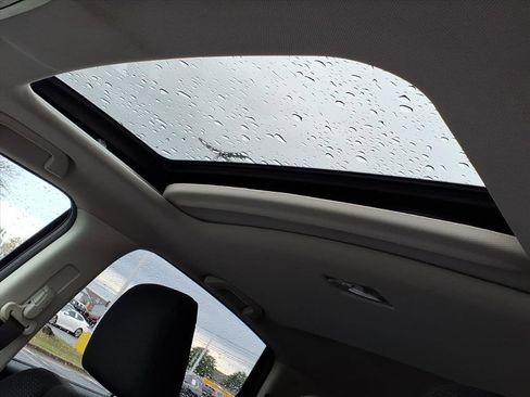 Used 2013 Honda CR-V EX image 12