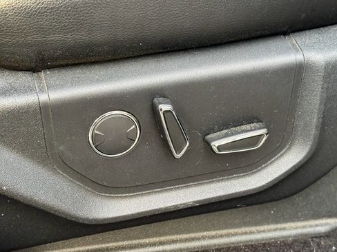 Used 2018 Ford F150 Lariat w/ Equipment Group 501A Mid image 15