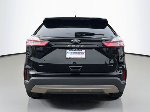 Used 2024 Ford Edge SEL AWD/4WD image 17