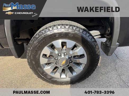 Used 2024 Chevrolet Silverado 2500 Custom w/ Custom Value Package AWD/4WD image 25