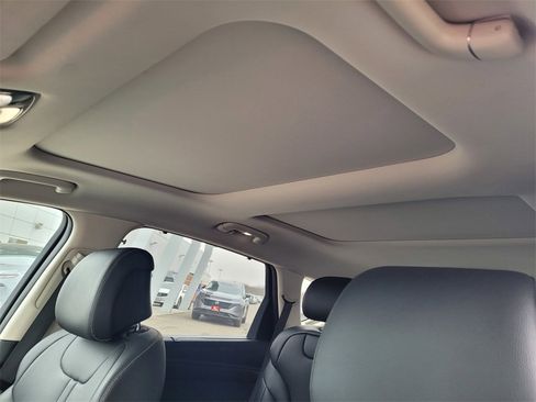 Used 2024 Genesis GV80 3.5T image 8