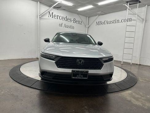 Used 2025 Honda Accord SE image 2