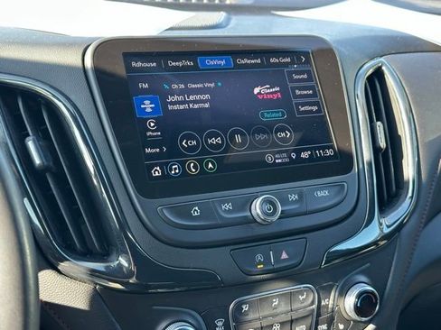 Used 2022 Chevrolet Equinox RS w/ RS Leather Package image 19