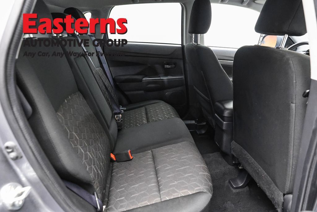 Used 2024 Mitsubishi Outlander Sport ES AWD/4WD image 22