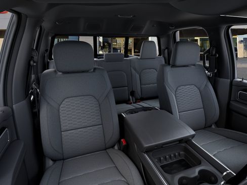 New 2026 RAM 1500 Big Horn AWD/4WD image 16