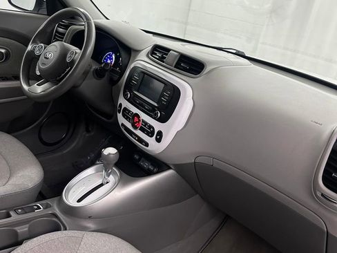 Used 2017 Kia Soul EV-e image 35