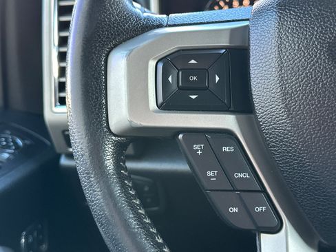 Used 2016 Ford F150 XLT image 35