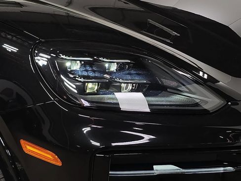 New 2026 Porsche Cayenne GTS AWD/4WD image 12