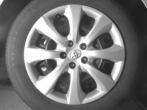Used 2025 Toyota Corolla LE FWD image 15