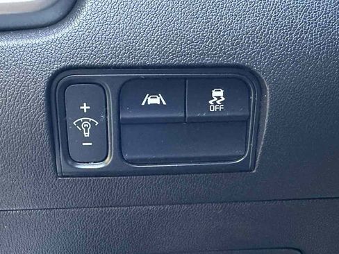 Used 2022 Kia Sorento S w/ Panoramic Sunroof Package FWD image 33