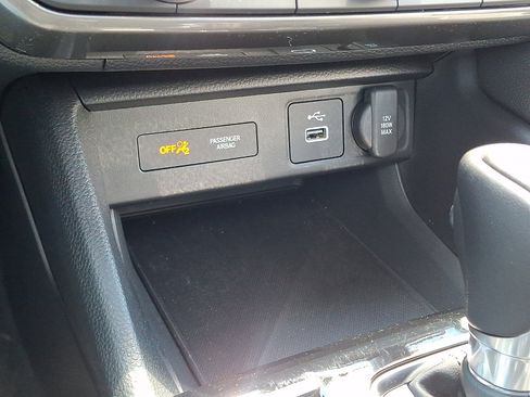 Certified 2025 Acura Integra FWD image 25