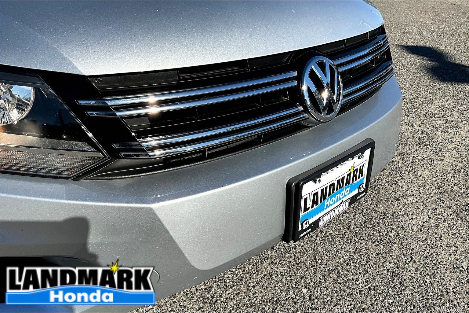 Used 2017 Volkswagen Tiguan Wolfsburg Edition AWD/4WD image 29