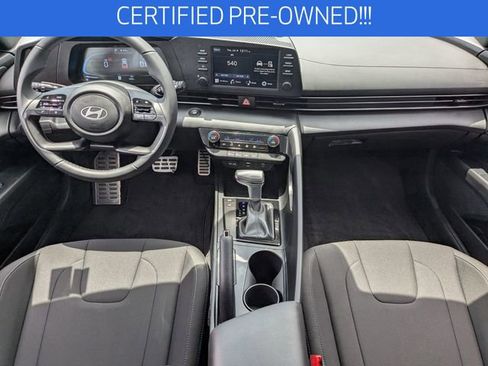 Used 2025 Hyundai Elantra Sport FWD image 30