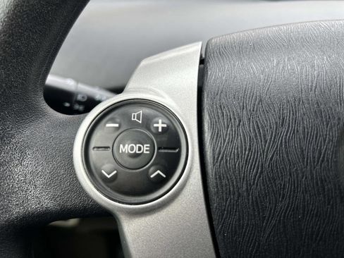 Used 2011 Toyota Prius Two image 19