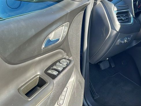 Certified 2022 Chevrolet Equinox Premier image 12