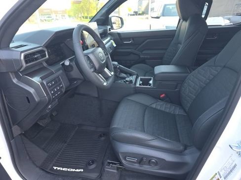 New 2026 Toyota Tacoma TRD Off-Road AWD/4WD image 10